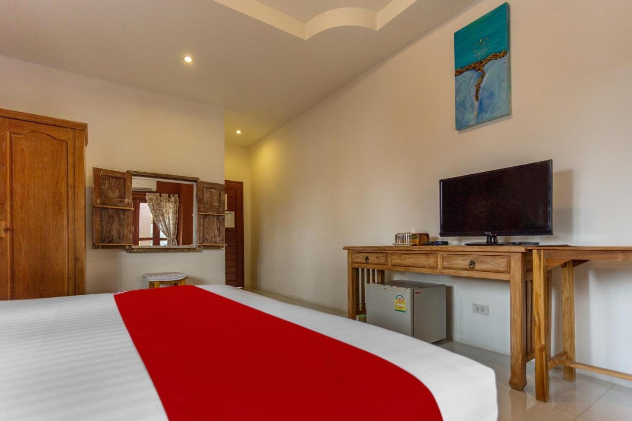 Yellow Tique Hotel Lampang Extérieur photo