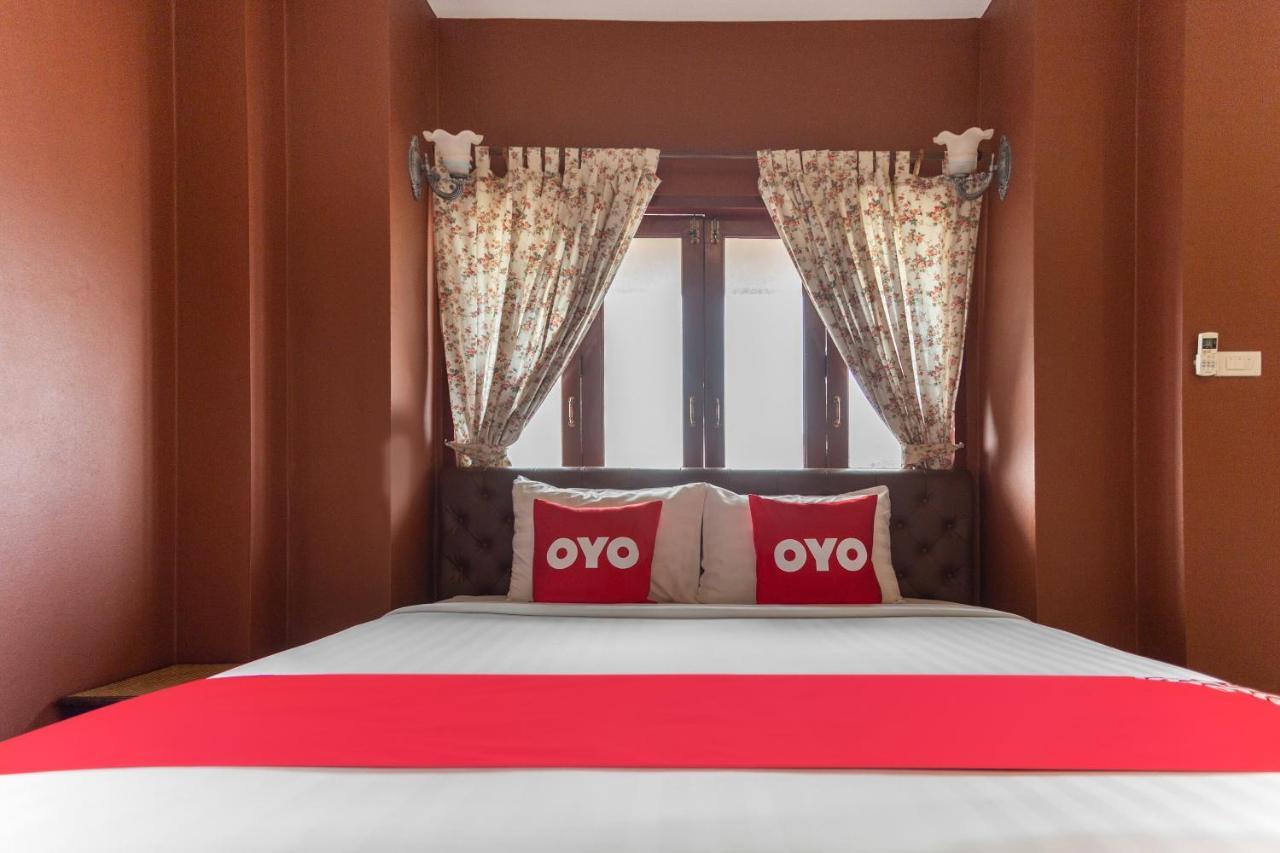 Yellow Tique Hotel Lampang Extérieur photo