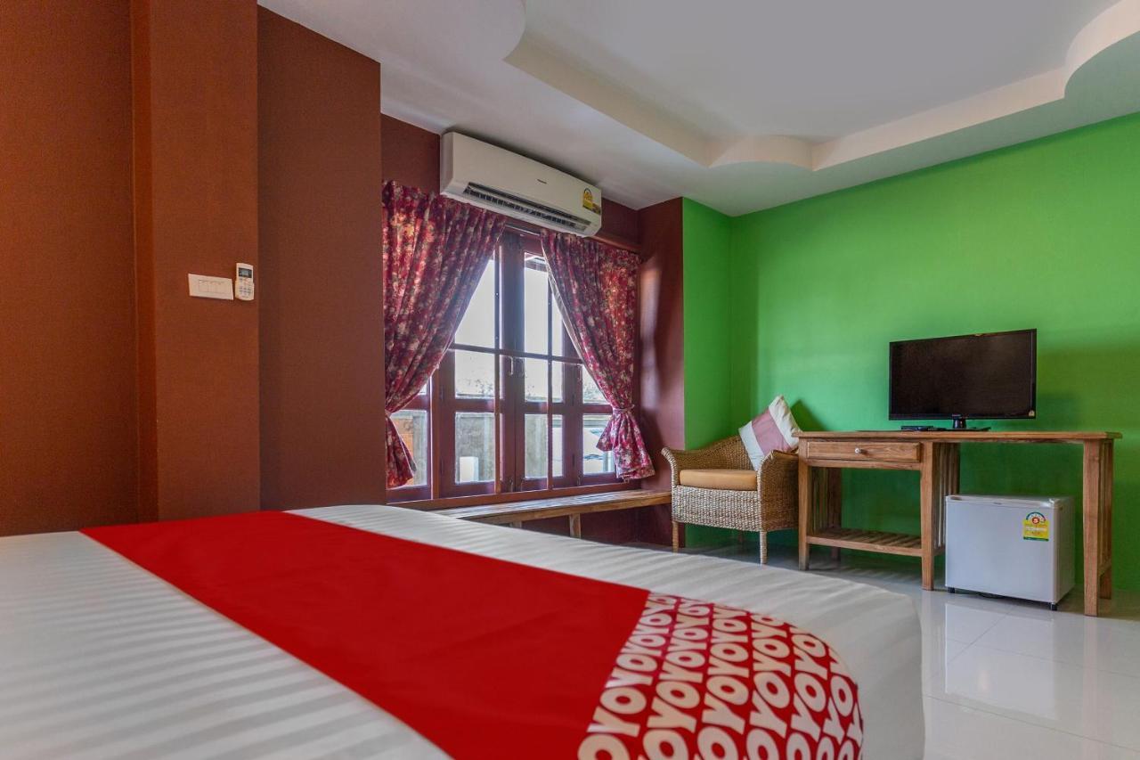 Yellow Tique Hotel Lampang Extérieur photo