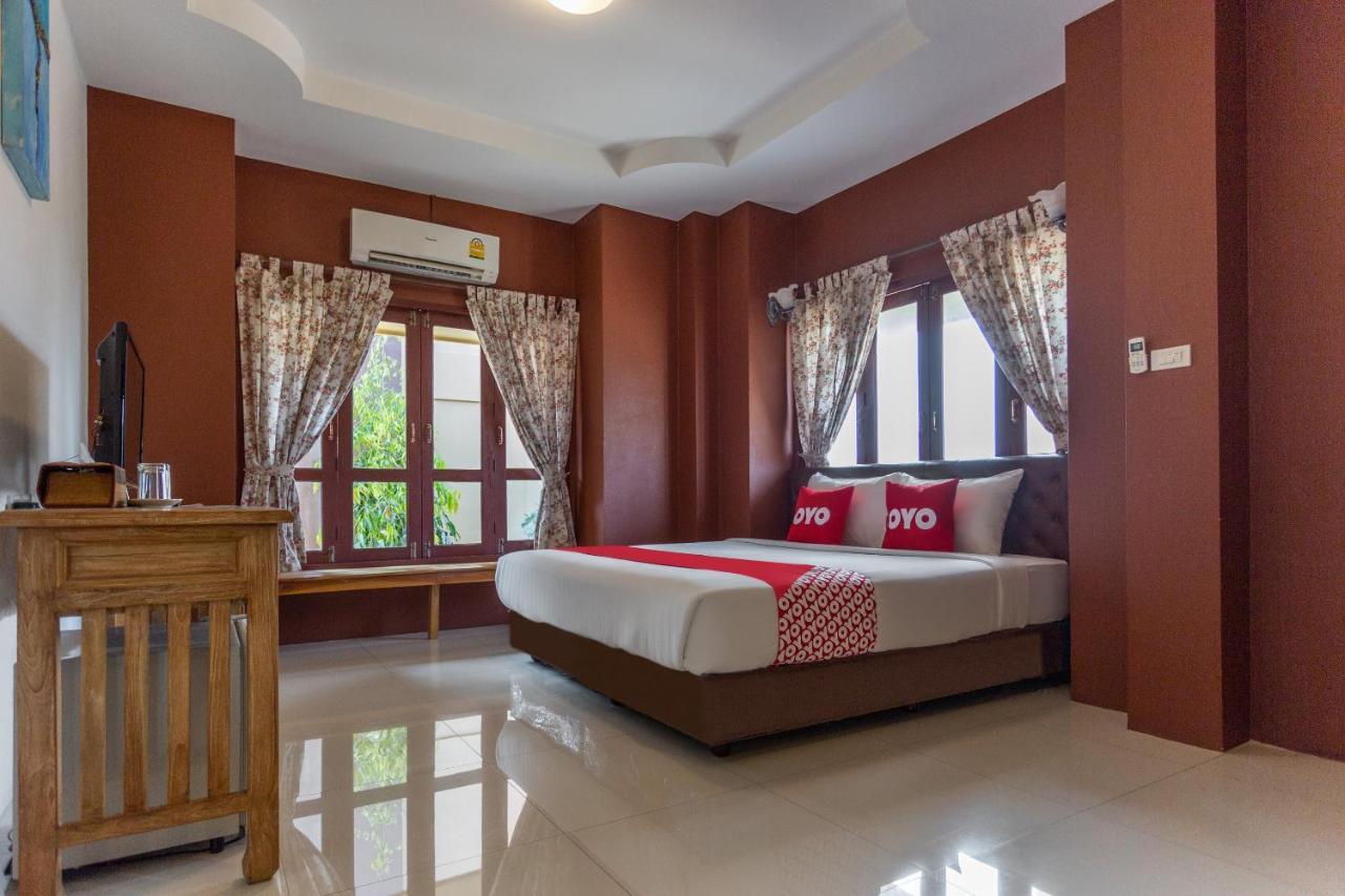 Yellow Tique Hotel Lampang Extérieur photo