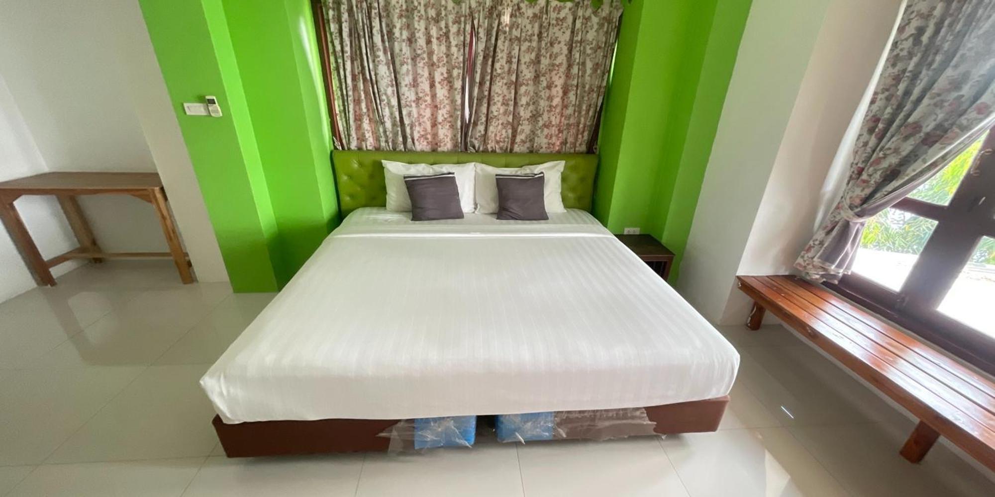 Yellow Tique Hotel Lampang Extérieur photo