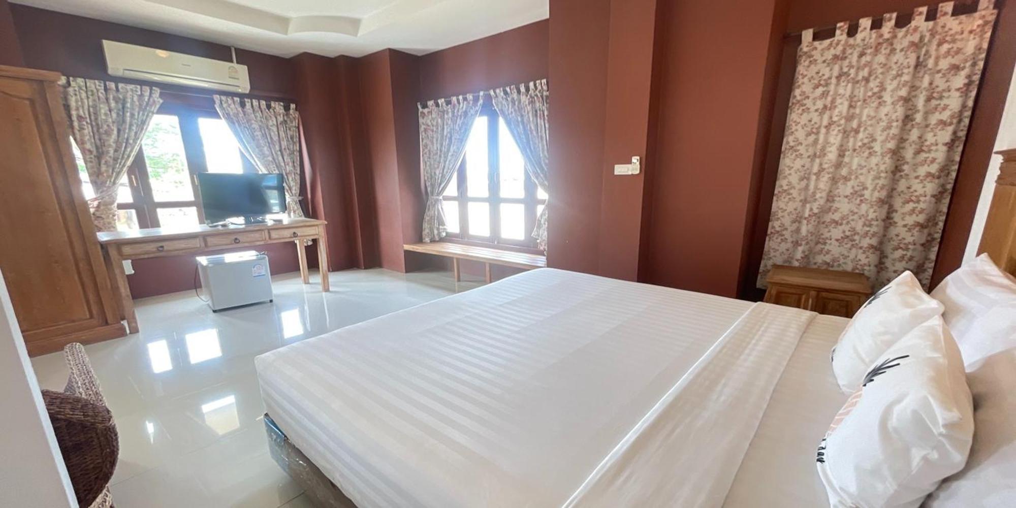 Yellow Tique Hotel Lampang Extérieur photo