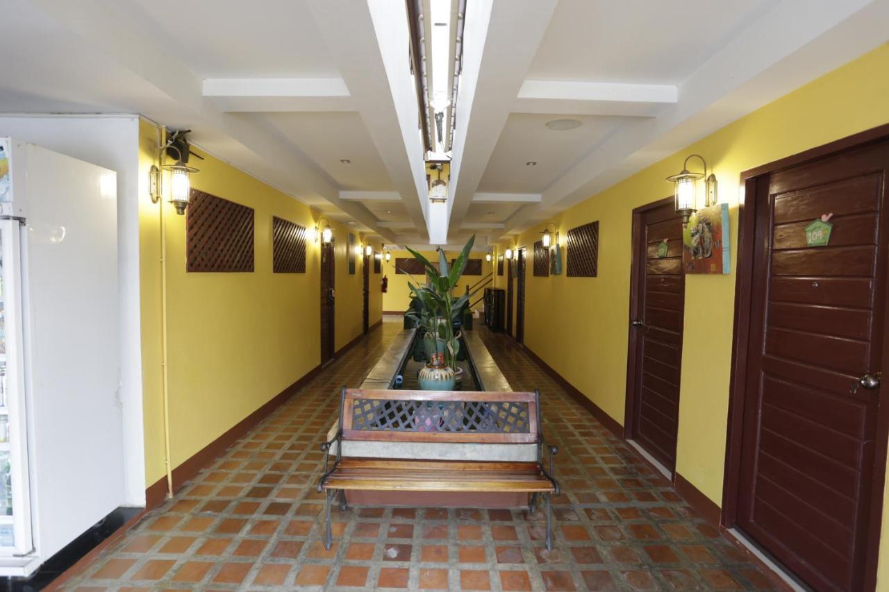 Yellow Tique Hotel Lampang Extérieur photo